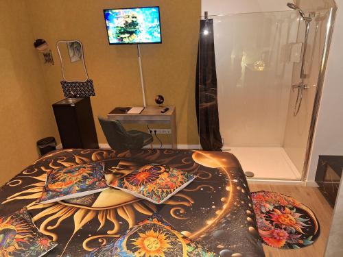 Waregem Hotel Aにあるテレビまたはエンターテインメントセンター