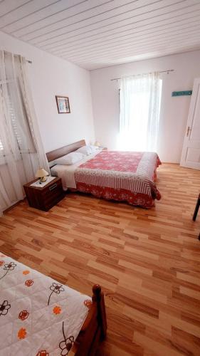 Katil atau katil-katil dalam bilik di Apartment Nadi