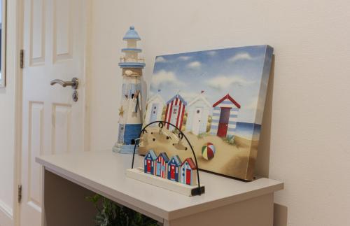 Elegant 2bd Flat in Brighton Marina - Free Parking photo 11