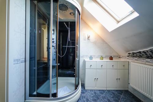 Spacious House with 5 rooms
