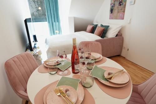 Χώρος καθιστικού στο "Carl's Design Residences" - Your family-friendly, urban & stylish Oasis in Vienna l free parking & great access