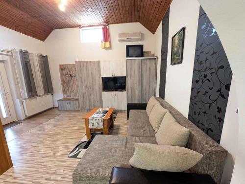 Holiday home in Sagvar - Südtransdanubien 53171 8654 Ságvár, Sport utca 37. kép - 3