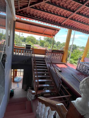 Posezení v ubytování Hostal habitación habitaciones full equipadas a solo 10 minutos del aeropuerto Panamá pasifico a 20 minutos de la ciudad centros comerciales y lugares turísticos playa a 5 minutos