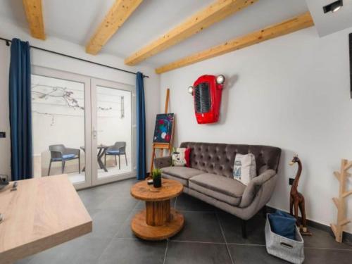 Apartment in Pore near Rock Beach
