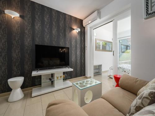 Apartment in Pore near Rock Beach