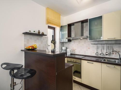 Η κουζίνα ή μικρή κουζίνα στο Apartment in Vi inada near Istralandia Park
