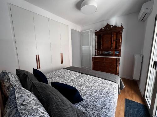 Stunning View Zeas Marina - 1 bedroom