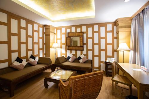 Posezení v ubytování The Tarntawan Hotel Surawong Bangkok