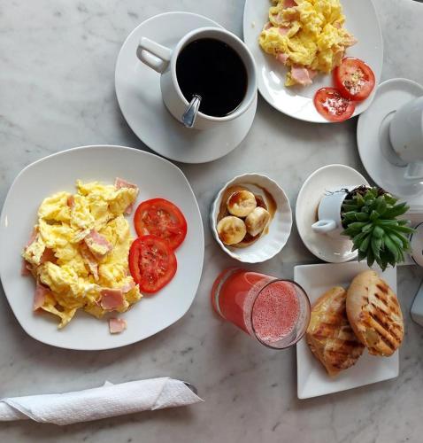 Đồ ăn tại/gần khách sạn