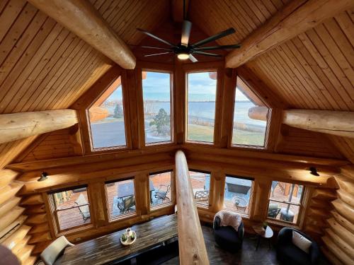 Φωτογραφία από το άλμπουμ του Lakefront Cabin, HotTub, Boat Launch σε Moses Lake