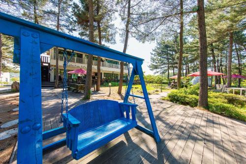 Taman di luar Kangneung Oranda Pension