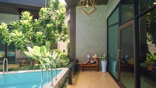 Hồ bơi trong/gần La Miniera Pool Villas Pattaya - Small Luxury Hotels of the World