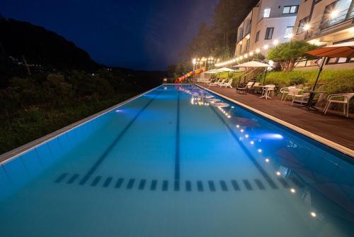 Fotografie z fotogalerie ubytování Gapyeong Defauze Pool Villa Spa Pension v destinaci Mŏk-kol