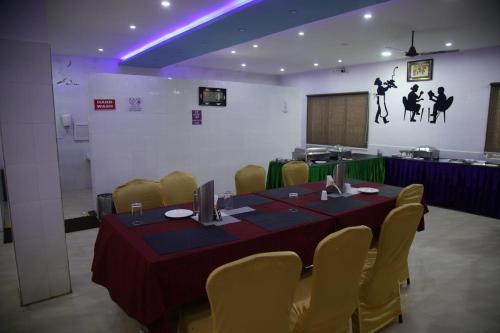 Møde- og/eller konferencelokalet på Thavika O Nila Resort & Convention Centre