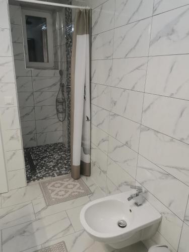 Ένα μπάνιο στο Casa Relax
