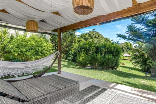 Zahrada ubytování Cape Byron Villa 7 Romantic Serenity with Views