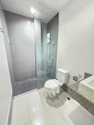 Ванная комната в La Xenia Hotel Kata Beach