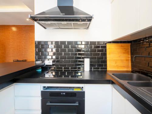 Xenia Apartments - Spacious four-room apartment in Moscova