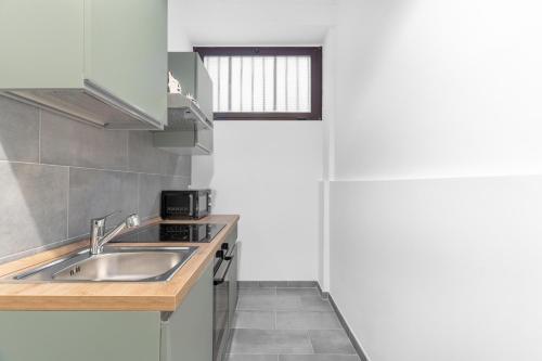 ND15 - Loreto - Duomo - Modern House -