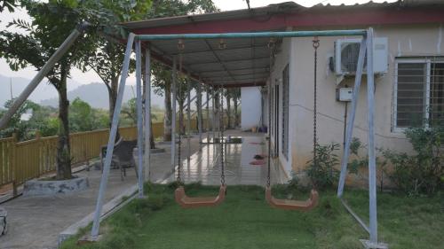 Gallery image of Swiss Lake Resort in Pune