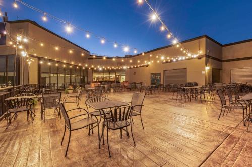 Hells Canyon Grand Hotel, an Ascend Collection Hotelにあるレストランまたは飲食店