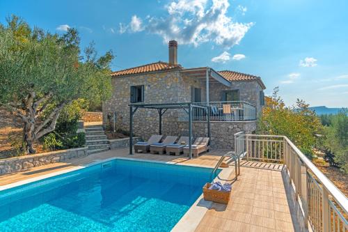 Eleonas Holiday Housesの敷地内または近くにあるプール