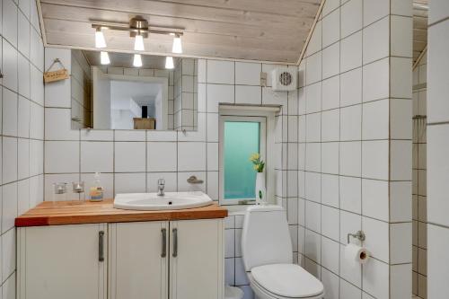 Koupelna v ubytování BLÅBJERGGAARD - Hennebysvej 58