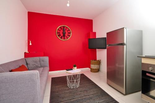 Kuchyň nebo kuchyňský kout v ubytování Suite avec spa vue et jardin