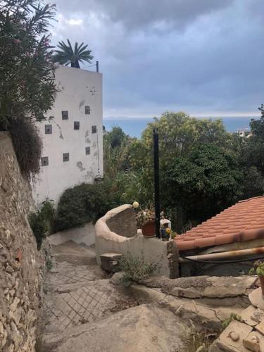 L'Estaque T3 atypique avec vue sur mer et jardins