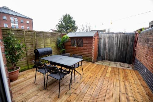 Stunning Cardiff Wharf View 4 Bed Free Parking photo 61
