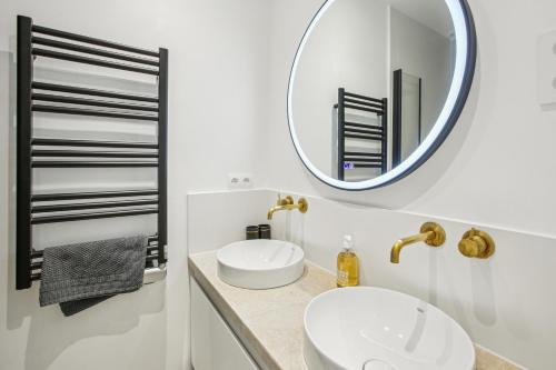 Luxury in the heart of St Germain A/C 3 BR outdoor