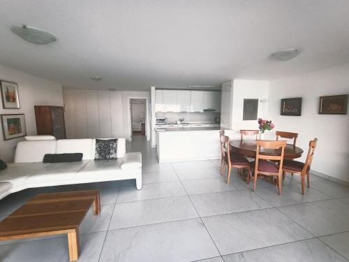 Una cocina o cocineta en Residenza Vivian Deluxe Apartments