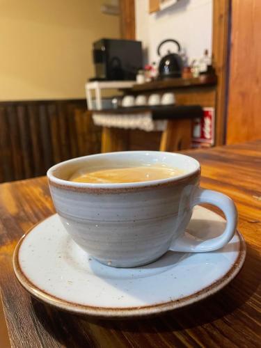 Kemudahan buat kopi dan teh di CASA RURAL EL BÚ - B&B Alto Tajo Alojamiento Rural Guadalajara