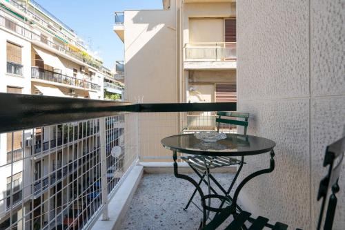 Vintage 1BR in Exarchia Timeless