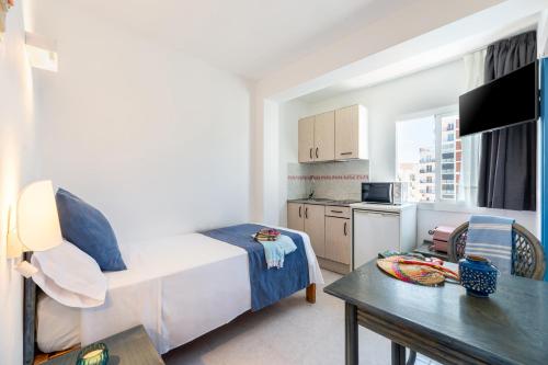 Gallery image of Hotel Apartamentos Vibra Central City - Adults only in San Antonio