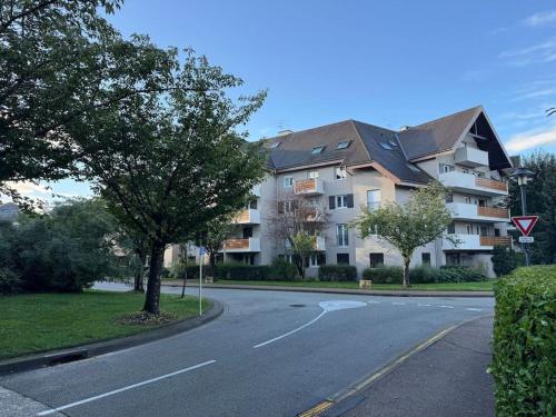 Photo de la galerie de l'établissement Le Romain-Appartement duplex de Standing à Annecy, à Annecy