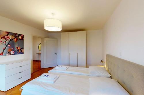 Sunny and quiet 1BR flat city center - Parkview 5