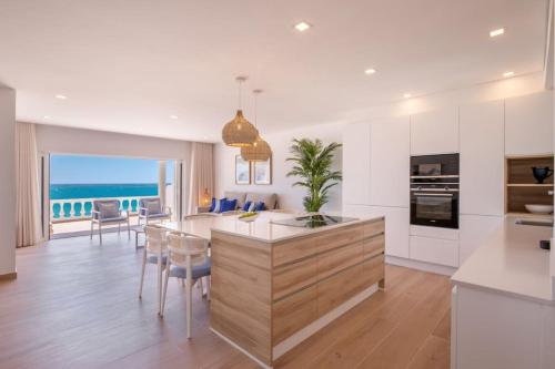 Beach View Apartment Praia da Luz by Blue Diamond 24-1F