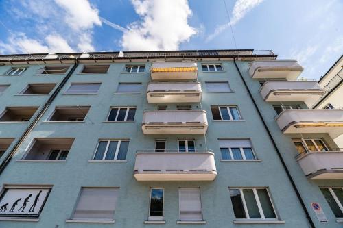 Very spacious studio in city center - Parkview 4