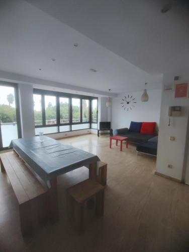 Close to the sea, large (170 m2) apartment+BIKES