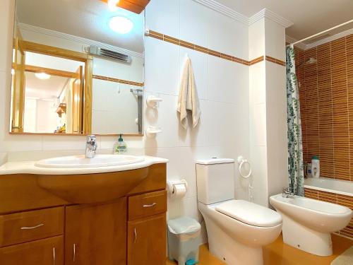 Koupelna v ubytování Encantador bungalow de planta baja