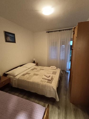 Apartments Lana