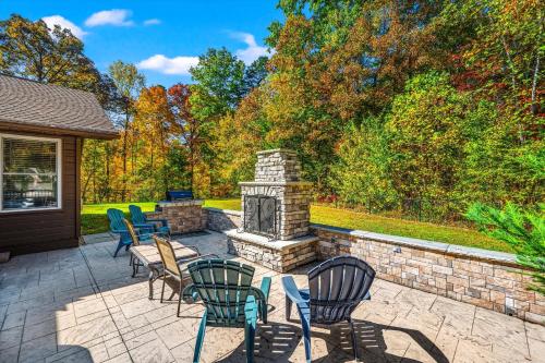 Peaceful Mtn View- Hot Tub- Fire Pit- Pets- Pond photo 22