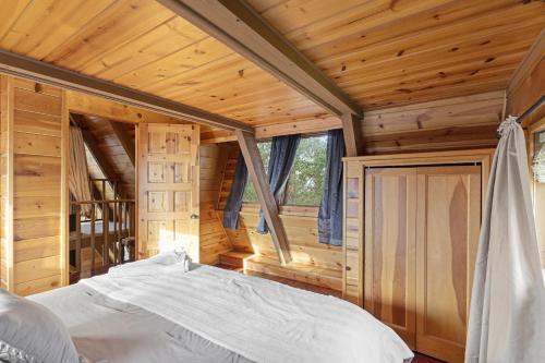 Cama o camas de una habitación en Jupiter Peaks Hideaway