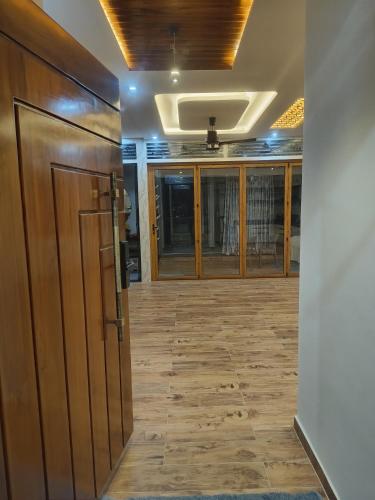 Fotografie z fotogalerie ubytování MaNaVa Luxury Service Apartment v destinaci Chikmagalūr