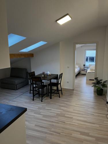 Gallery image of Cozy Central Apartments in Bergisch Gladbach in Bergisch Gladbach
