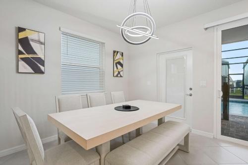 BRAND New 5 bed Villa in Windsor Cay photo 7