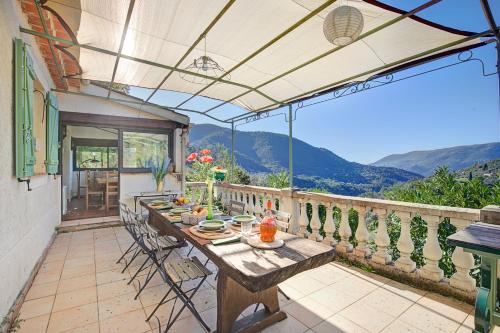 Villa Benni - Swimming pool mountain view - Happy Rentals