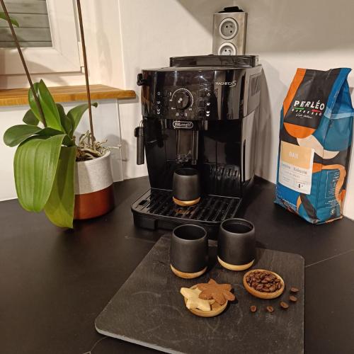 Kemudahan buat kopi dan teh di Maison chaleureuse en Alsace