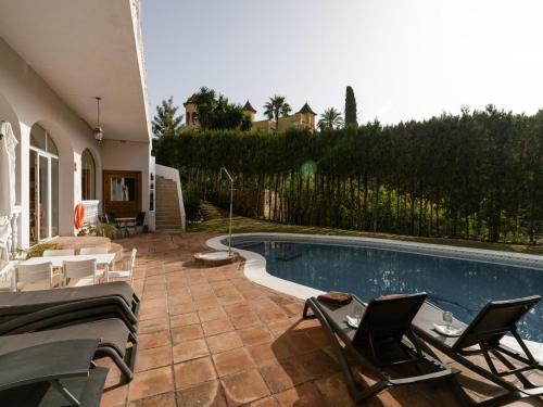 Villa in Marbella with Private Pool and Beach
